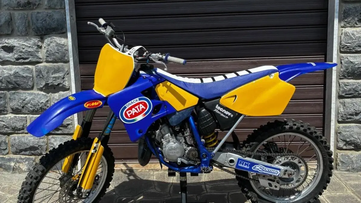 Yamaha YZ 125 (2004)  (2)