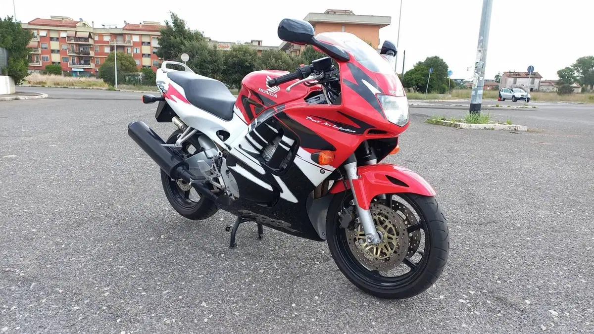 Honda   (2)