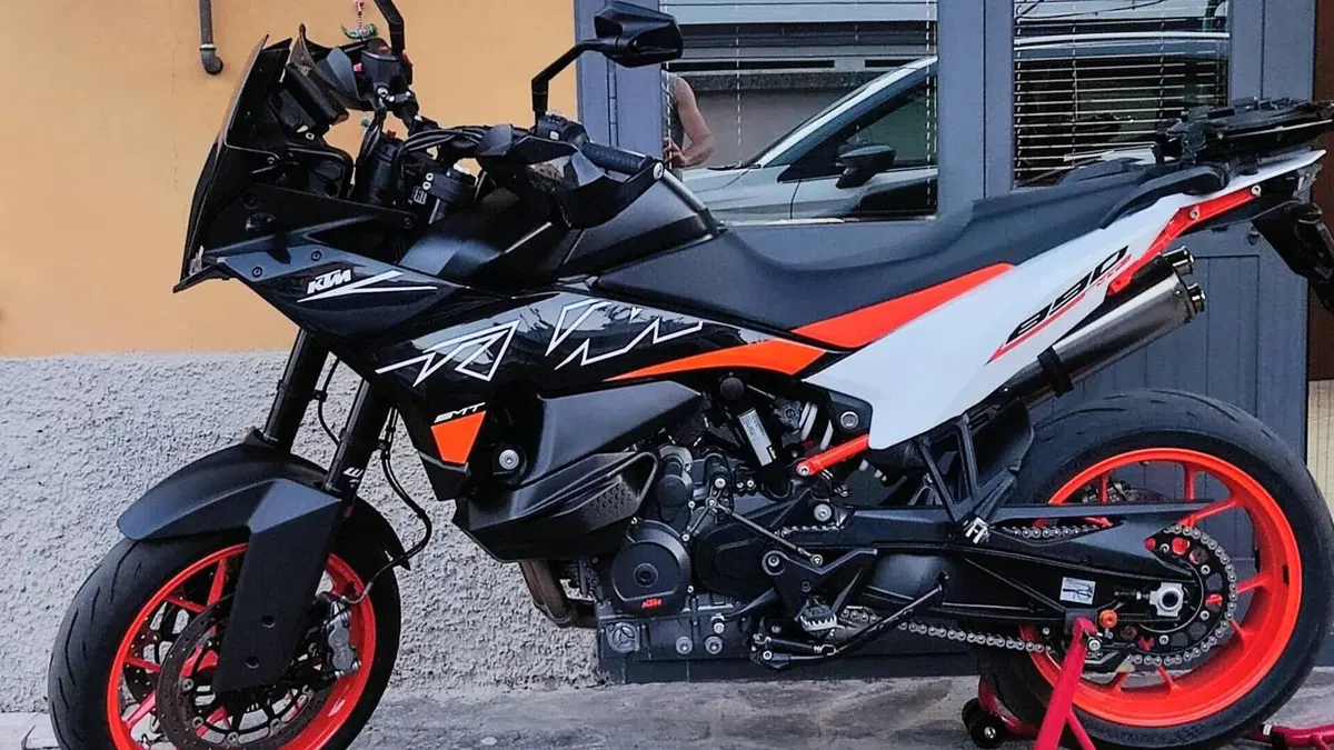 KTM 890 SMT (2023 - 25)  (2)
