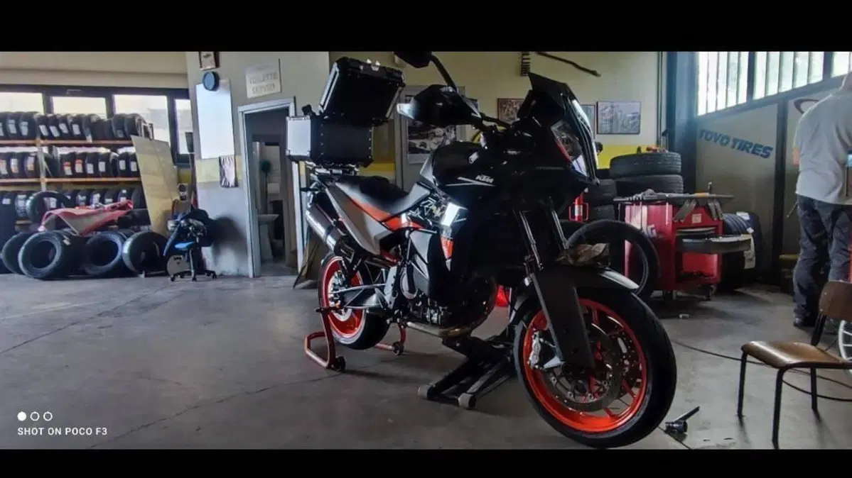 KTM 890 SMT (2023 - 25)  (4)
