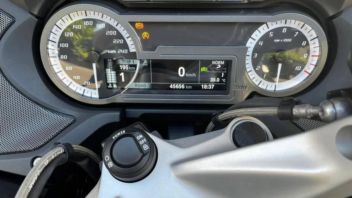 Bmw R 1200 RT (2017 - 18)  (6)