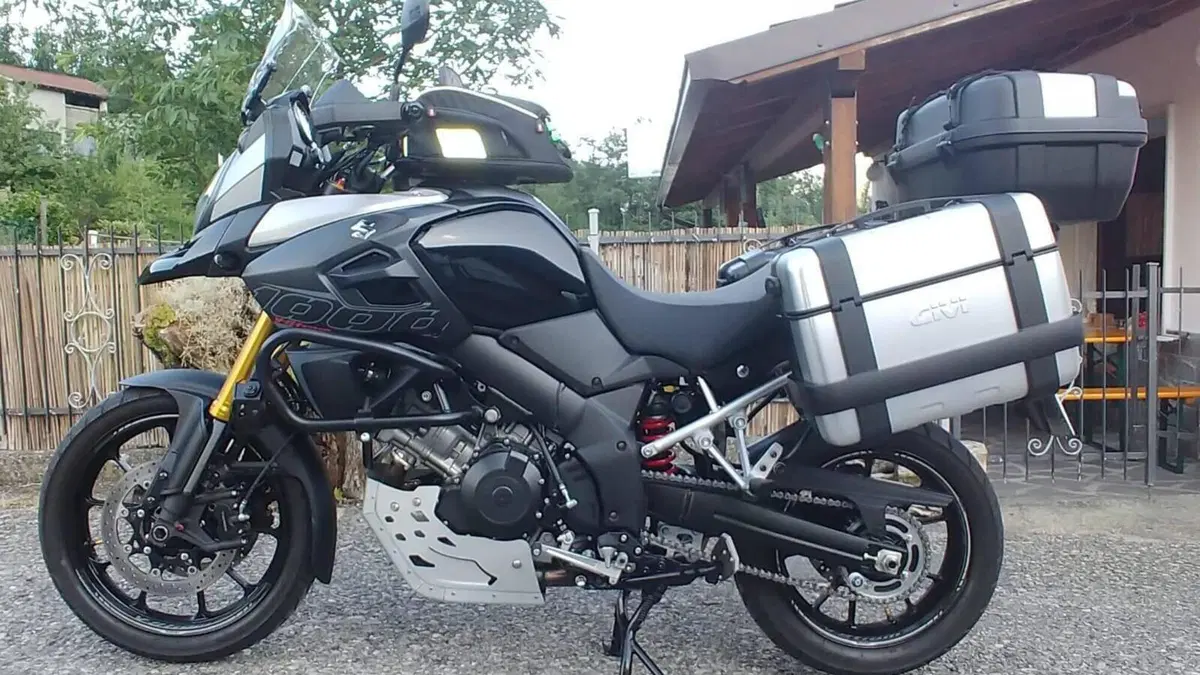 Suzuki V-Strom 1000 ABS No compromise LE (2015 - 17)  (7)