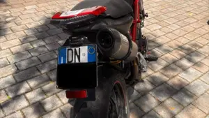 Ducati Hypermotard 1100 (2007 - 09)  (6)