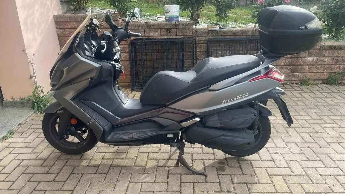 Kymco Downtown 350i ABS (2015 - 17)  (2)