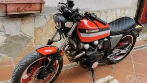 Kawasaki GPz 600 R 