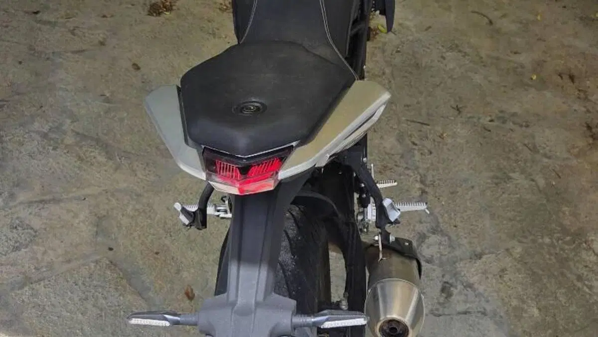 Swm Hoku 125 (2023 - 25)  (6)