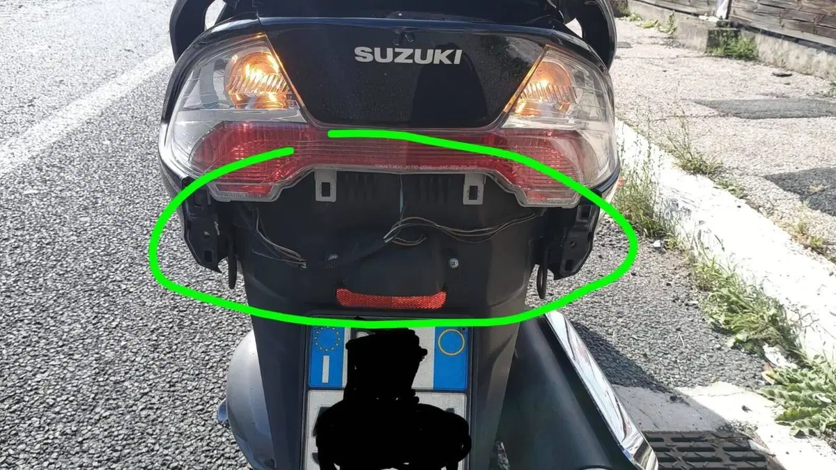 Suzuki Burgman AN 400 (2008 - 13)  (5)