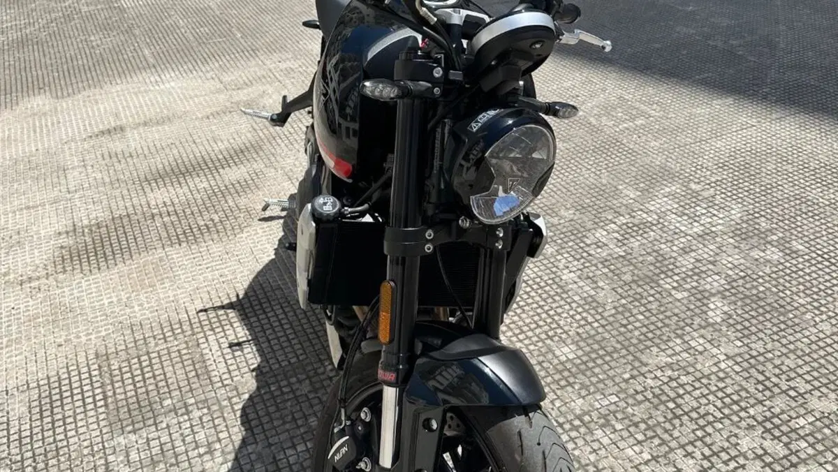 Triumph Trident 660 (2021 - 24)  (2)