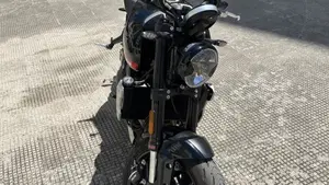 Triumph Trident 660 (2021 - 24)  (2)