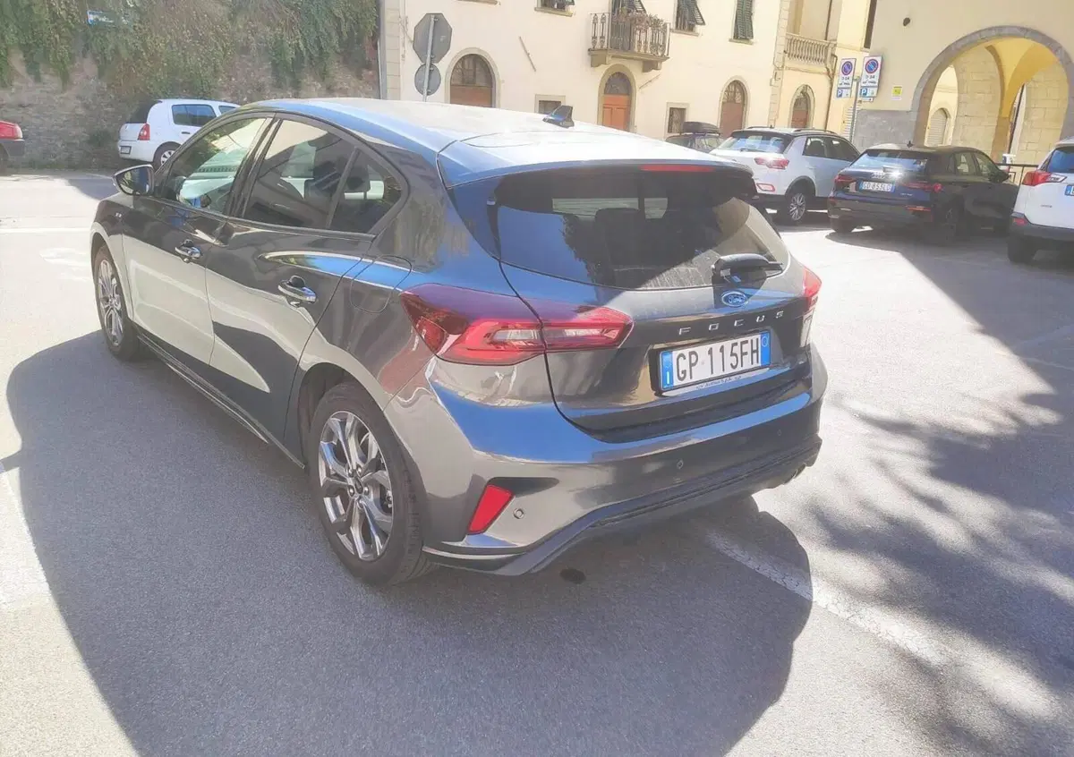 Ford Focus 1.0 EcoBoost 125 CV 5p. ST-Line (5)