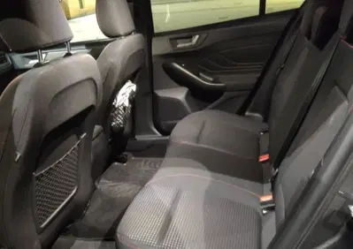 Ford Focus 1.0 EcoBoost 125 CV 5p. ST-Line (7)