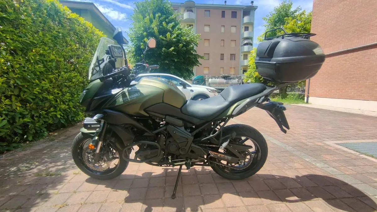 Kawasaki Versys 650 Grand Tourer (2017 - 20)  (2)