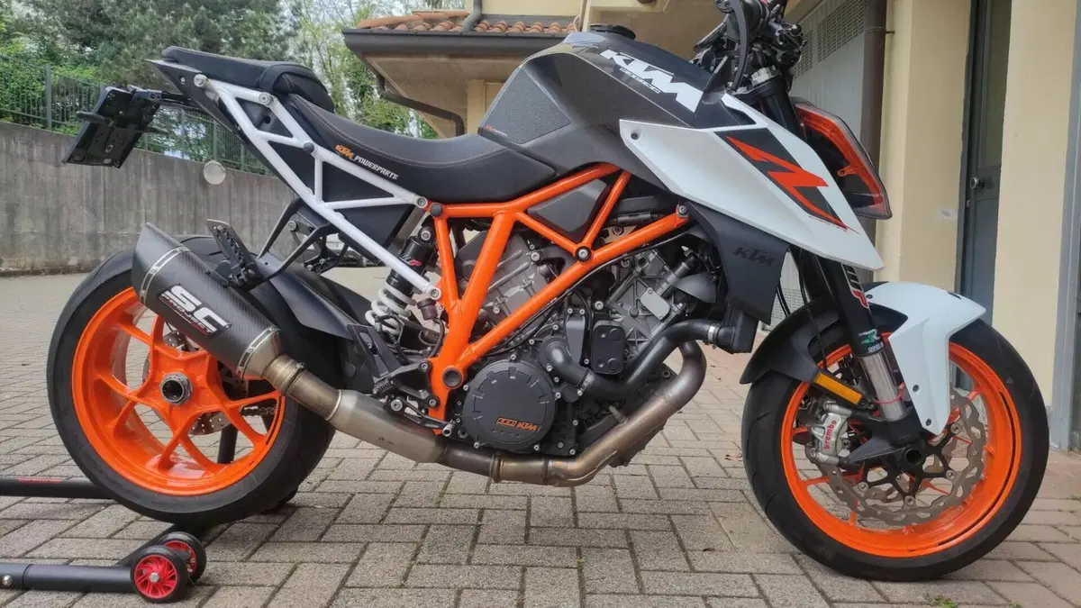 KTM 1290 Super Duke R (2019) 
