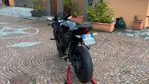 Yamaha YZF R125 (2023 - 26)  (3)