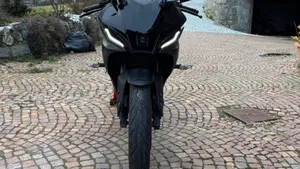 Yamaha YZF R125 (2023 - 26)  (4)