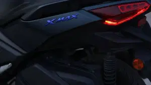 Yamaha X-Max 300 (2021 - 24)  (3)
