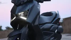 Yamaha X-Max 300 (2021 - 24)  (5)
