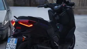 Yamaha X-Max 300 (2021 - 24)  (6)