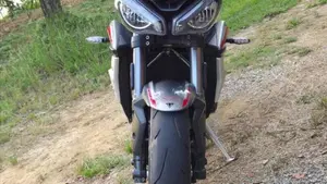 Triumph Street Triple RS (2020 - 22)  (9)