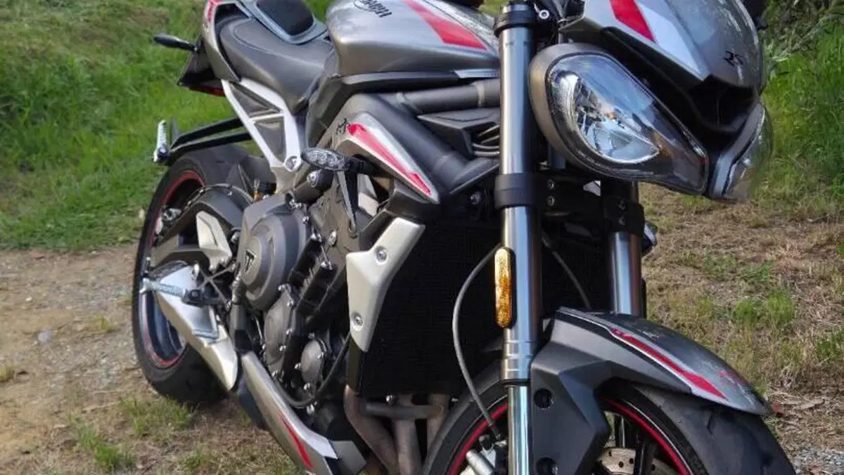 Triumph Street Triple RS (2020 - 22)  (2)