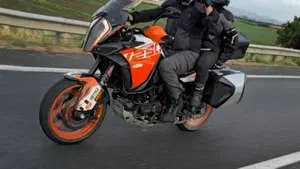 KTM 1290 Super Adventure S (2017 - 20)  (5)