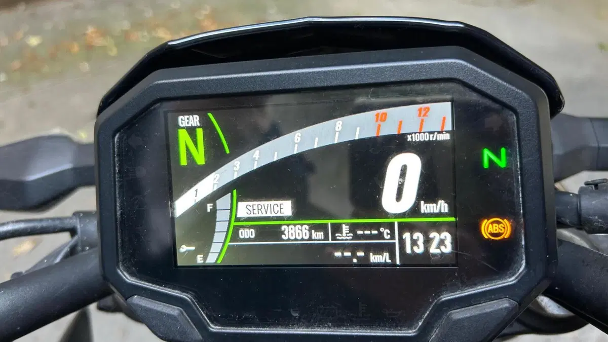 Kawasaki Z 650 (2020)  (6)