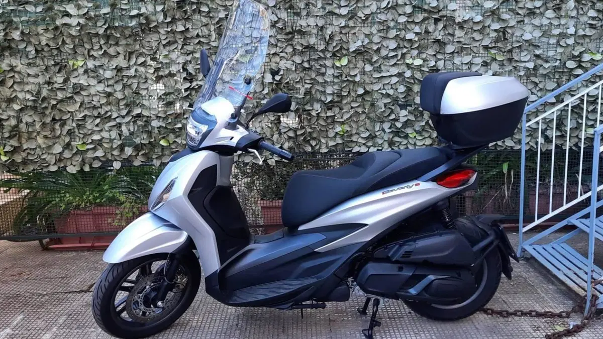 Piaggio Beverly 400 S ABS-ASR (2021 - 24)  (2)