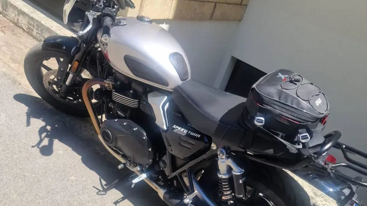 Triumph Speed Twin 900 (2025 - 26)  (3)