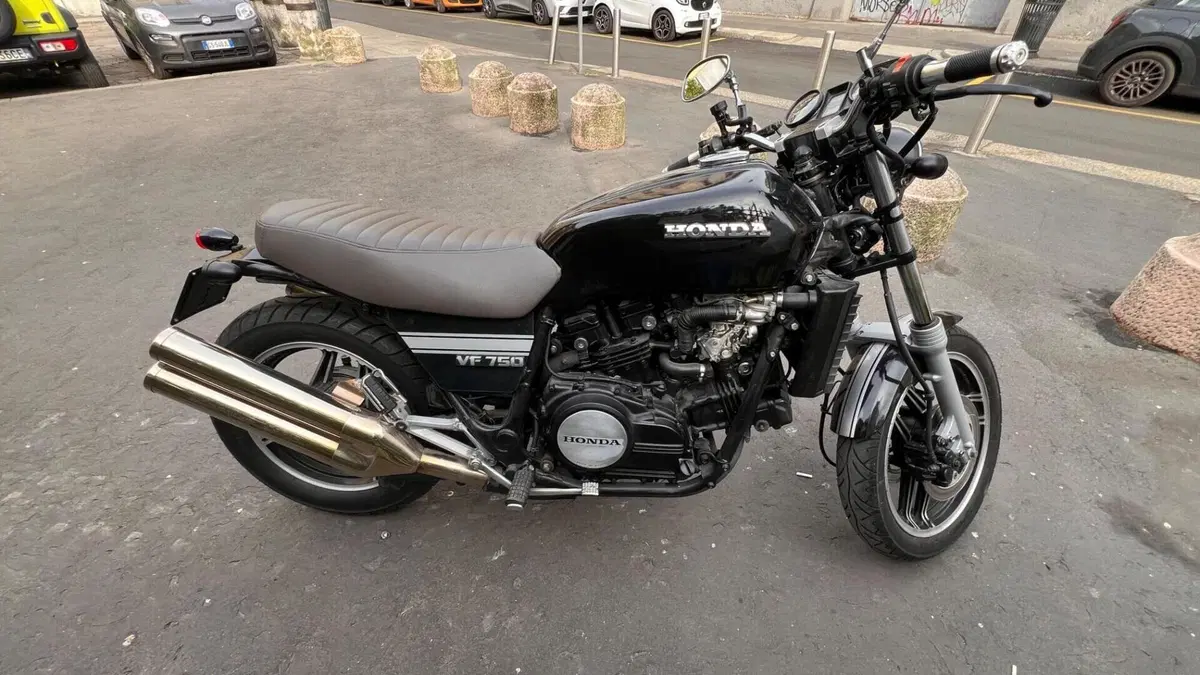 Honda   (6)