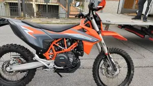 KTM 690 Enduro R (2021)  (7)