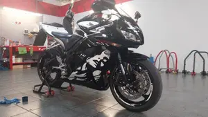 Honda CBR 600 RR (2009 - 12)  (4)