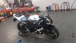 Honda CBR 600 RR (2009 - 12)  (8)