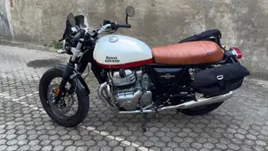 Royal Enfield Interceptor 650 (2021 - 26)  (8)