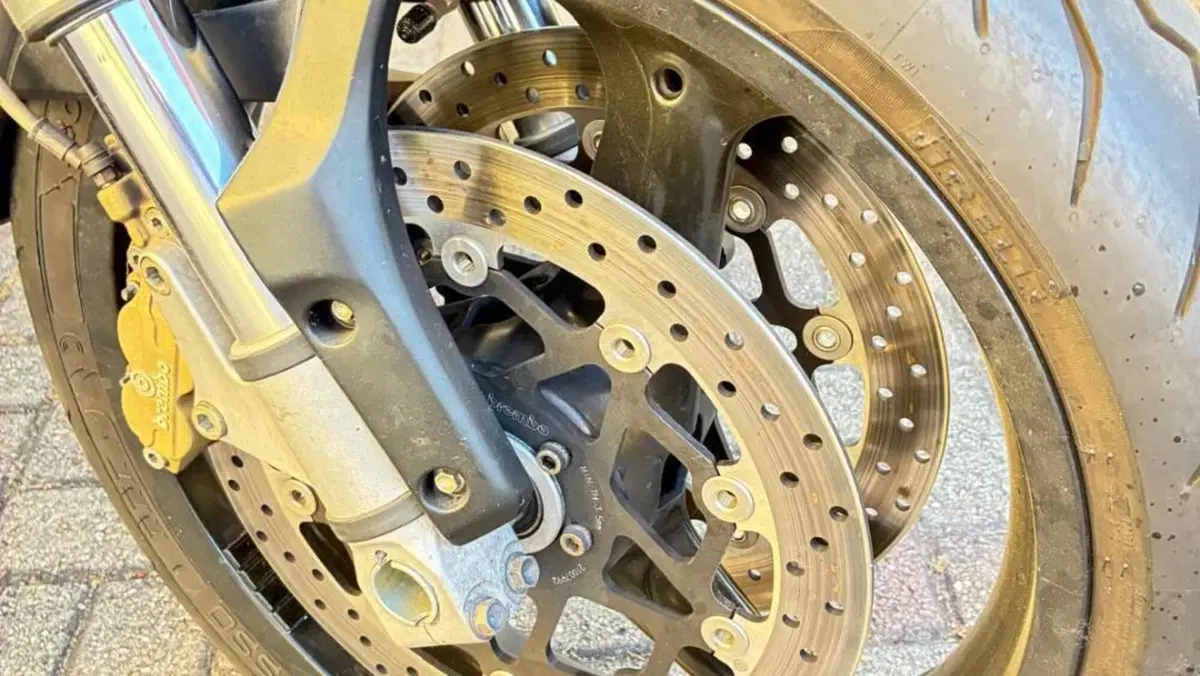 Ducati Monster 900 City I.E. (1999 - 02)  (3)