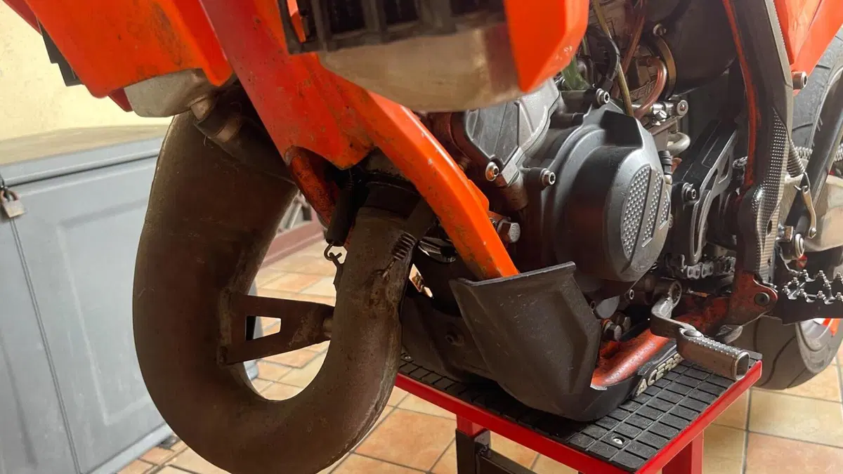 KTM 125 EXC Six Days (2016)  (16)
