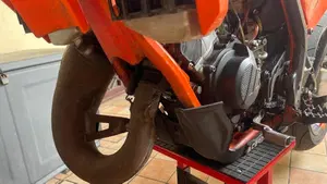 KTM 125 EXC Six Days (2016)  (16)