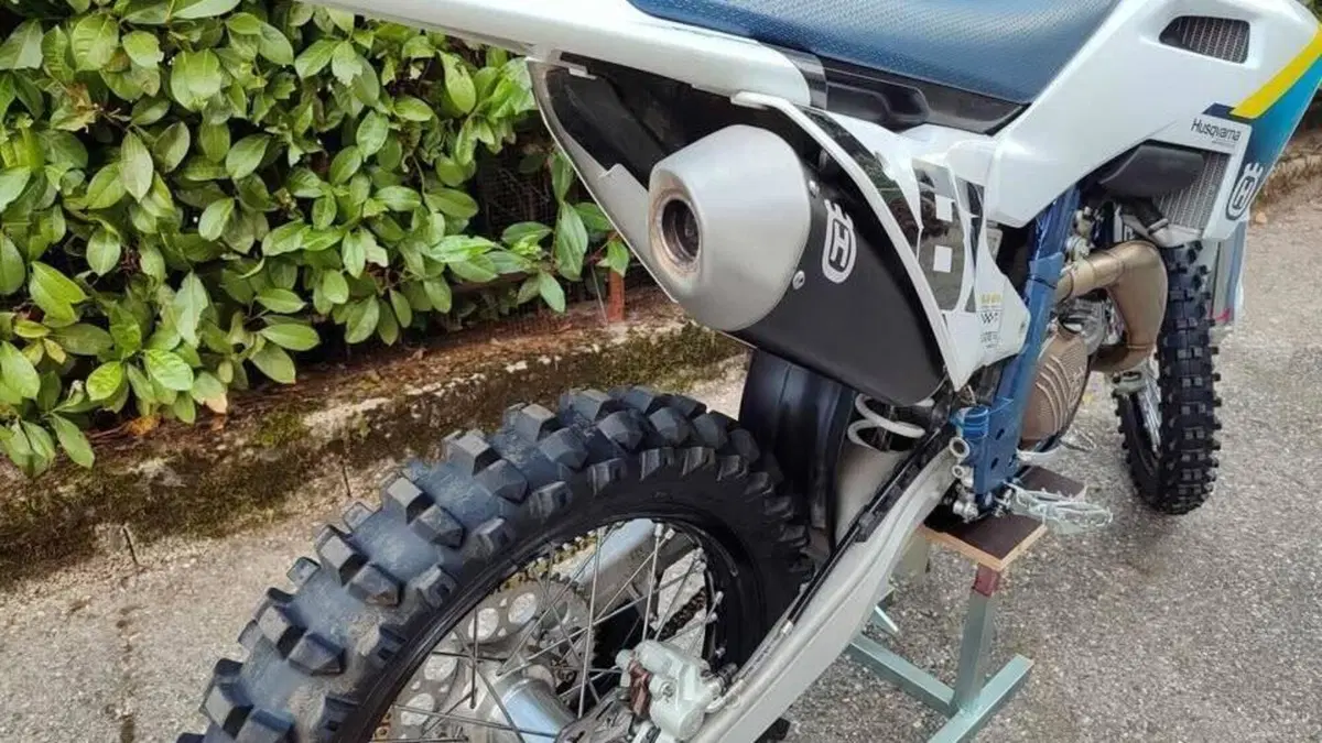 Husqvarna FC 450 (2025)  (8)