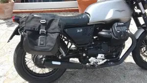 Moto Guzzi V7 III Rough (2018 - 20)  (4)