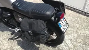 Moto Guzzi V7 III Rough (2018 - 20)  (5)