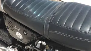 Moto Guzzi V7 III Rough (2018 - 20)  (6)