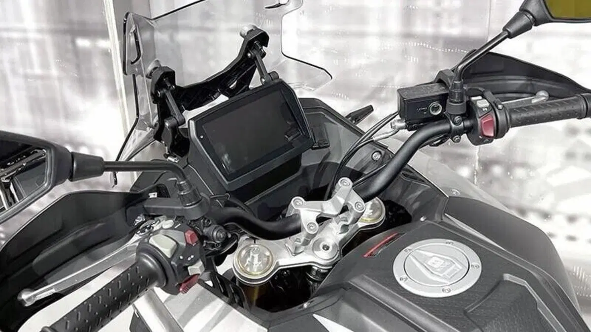 Voge Valico 525DSX (2023 - 26)  (3)