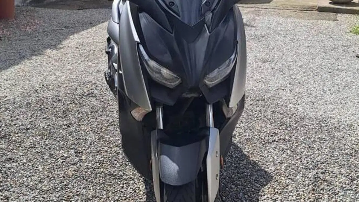 Yamaha X-Max 400 ABS (2017 - 20)  (4)
