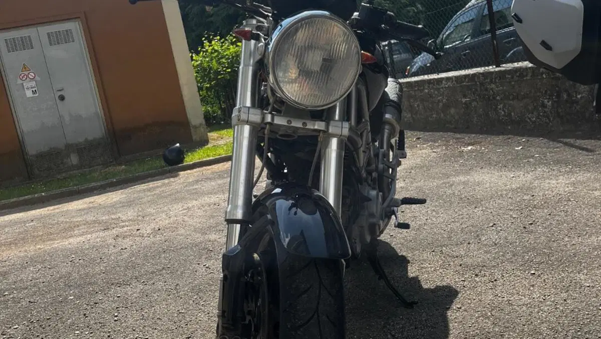 Ducati Monster 620 (2003 - 06)  (4)
