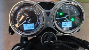 Triumph Bonneville T120 (2016 - 20)  (2)