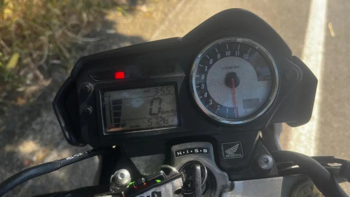 Honda CBF 600 ABS (2004 - 06)  (3)