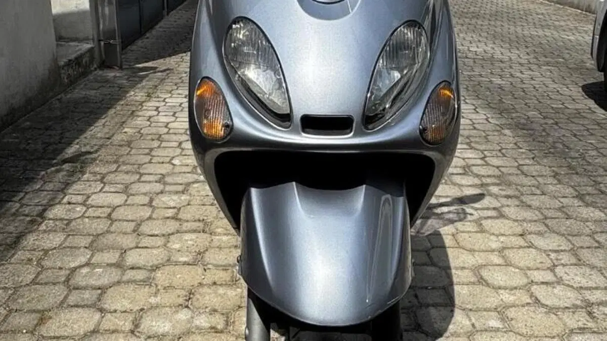 Yamaha Majesty 125 (2000 - 06) 
