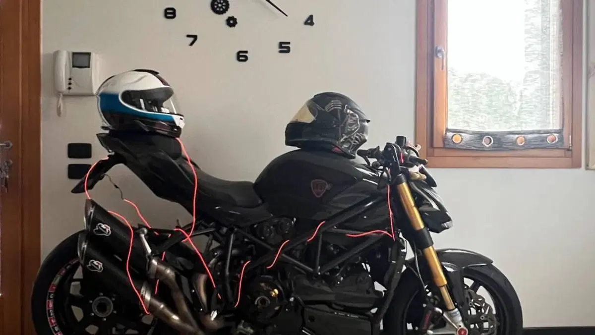 Ducati Streetfighter S (2009 - 14)  (7)