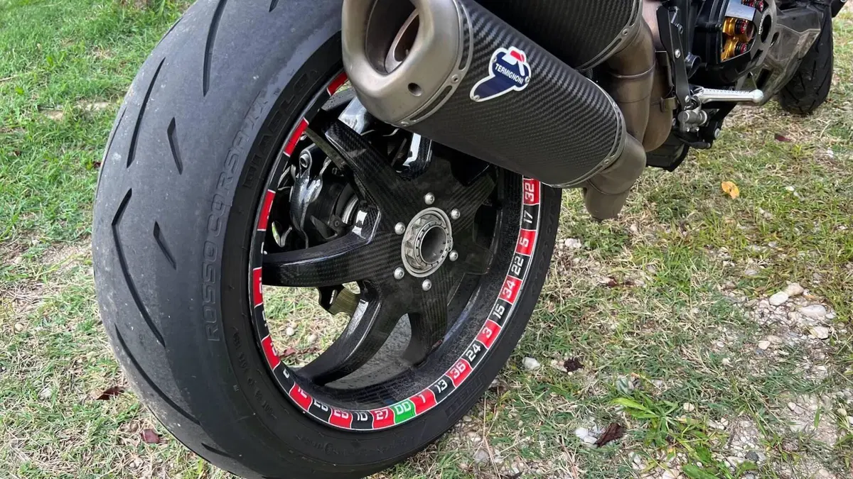 Ducati Streetfighter S (2009 - 14)  (8)