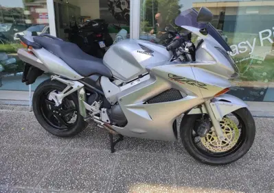 Honda VFR 800 (2002 - 05) - Annuncio 10032509