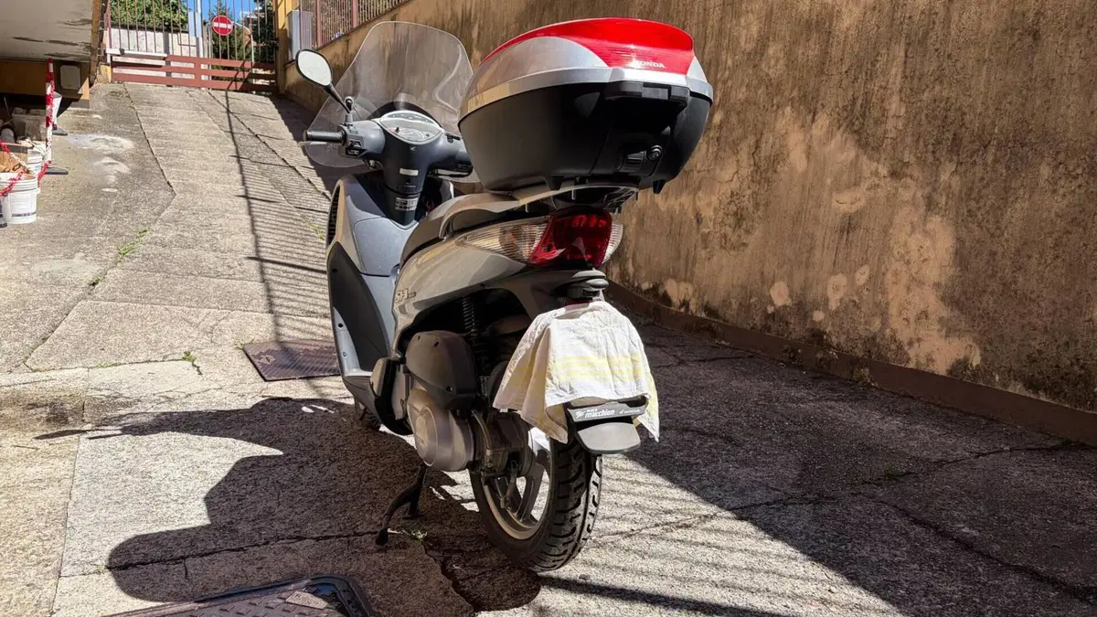 Honda SH 150 (2000 - 06) 